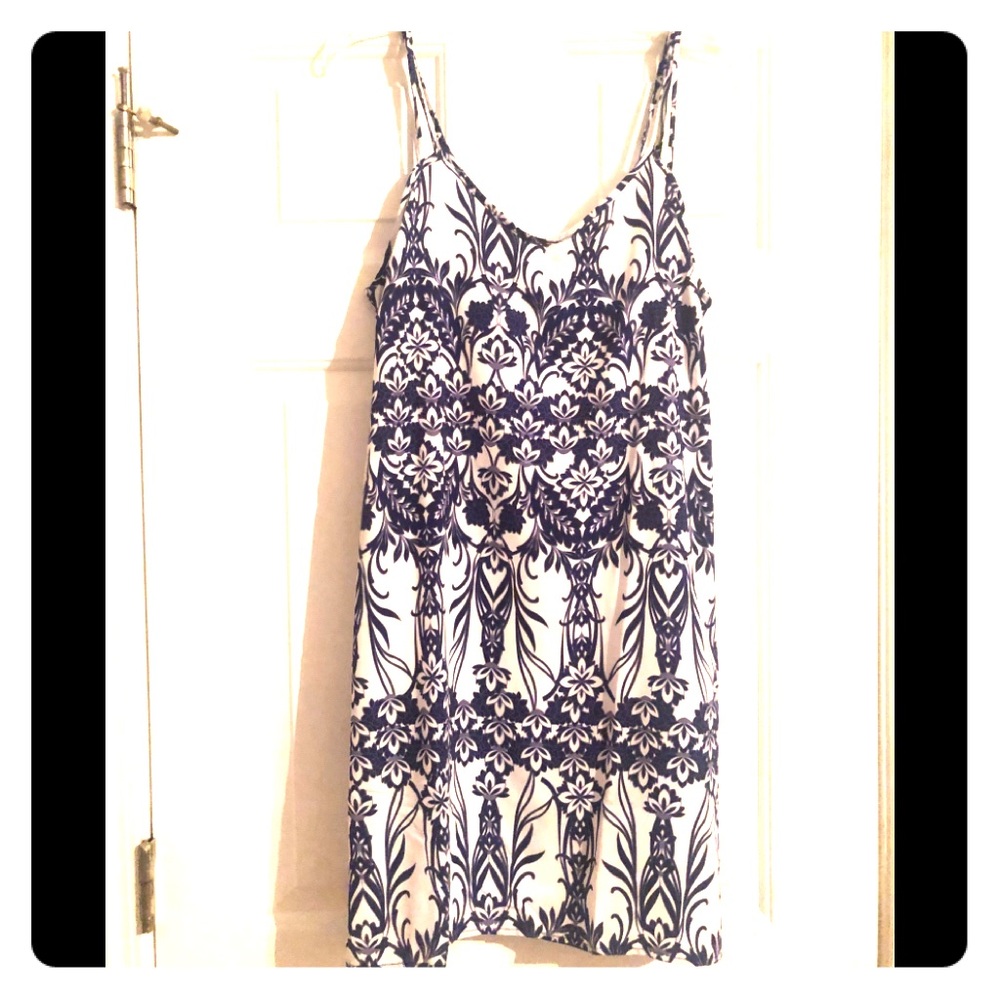 White and navy blue tropical floral dress
